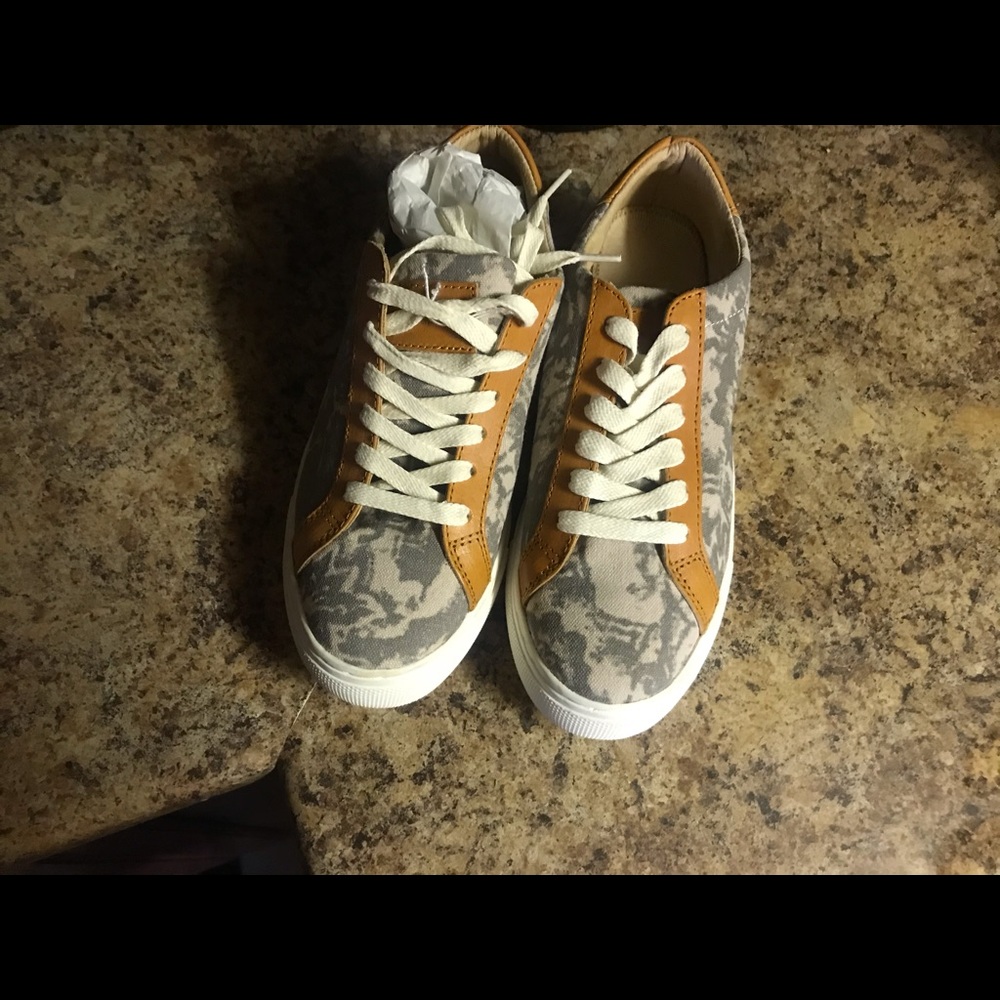 Liebeskind Canvas/Leather Runners Brand New